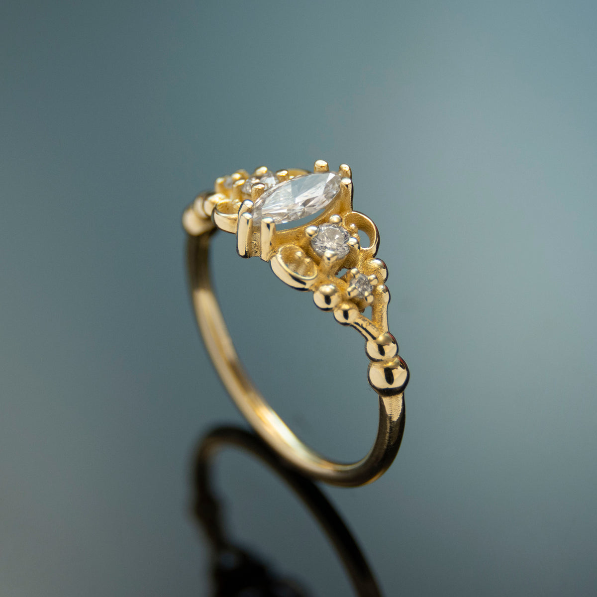 RG1912 Marquise Diamond Gold Ring with Exquisite Details