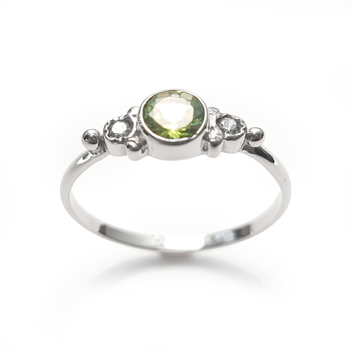 RG1120-1 White Gold Peridot engagement ring