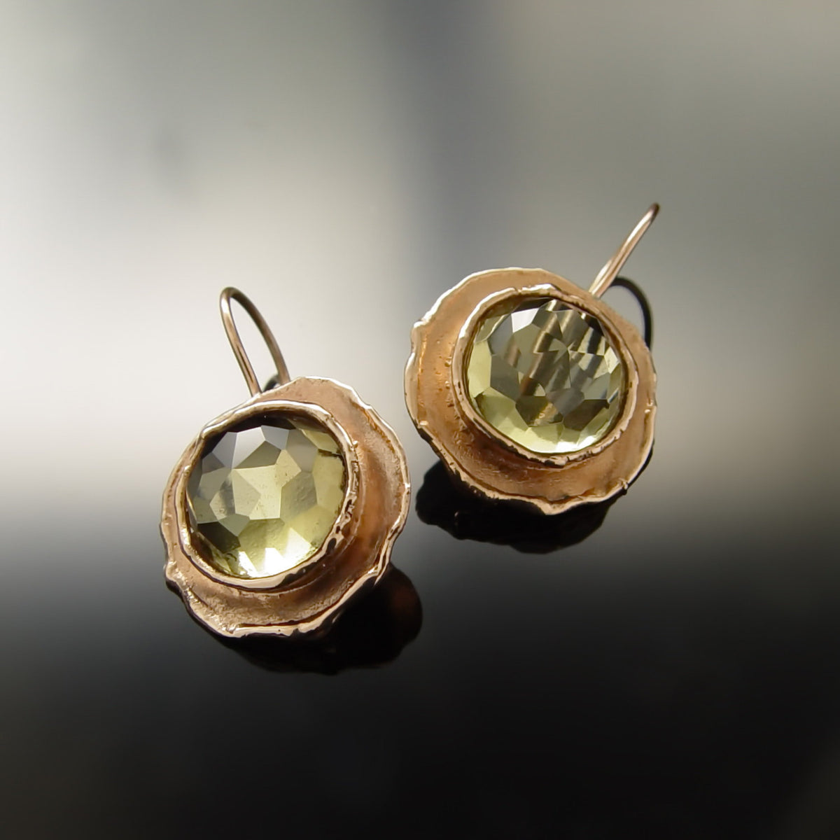 EG7704 Organic Gold Earrings with Lemon Quartz