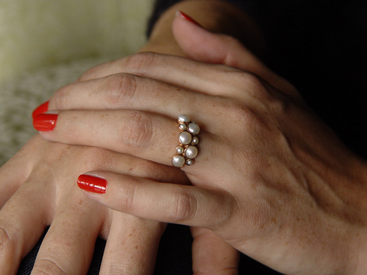 RG1177 Romantic Rose Gold and Pearls ring