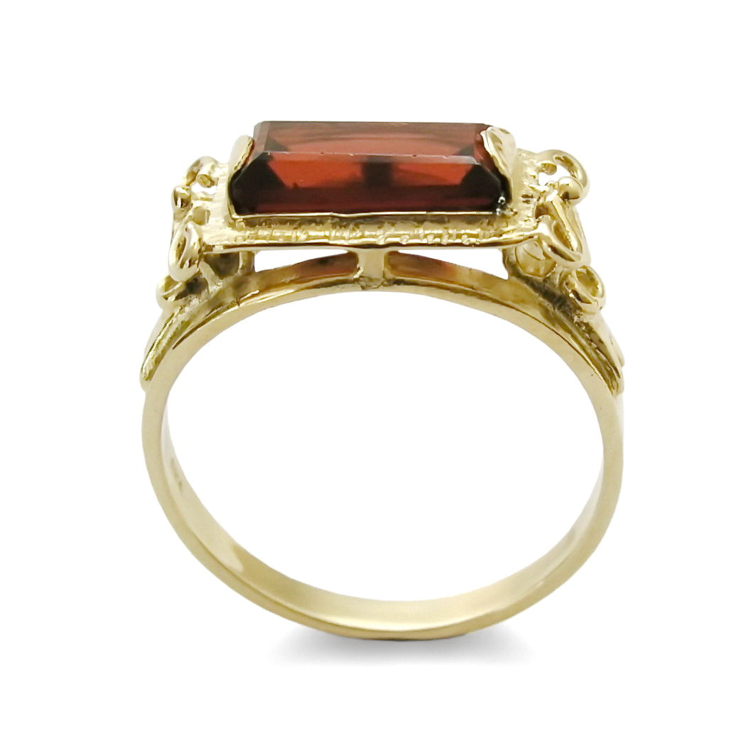 RG1400-4 Gold and Garnet square ring