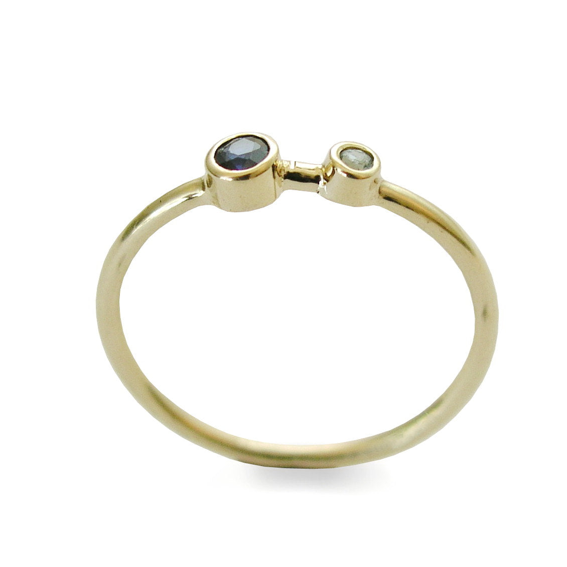RG1803-1 Sapphire and Topaz gold ring