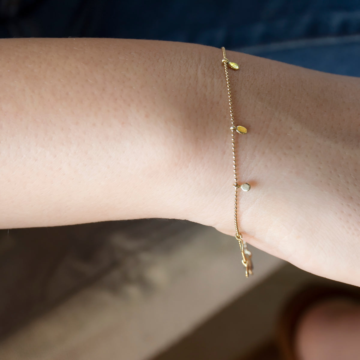 BG0005 Gold Leaves Station Bracelet