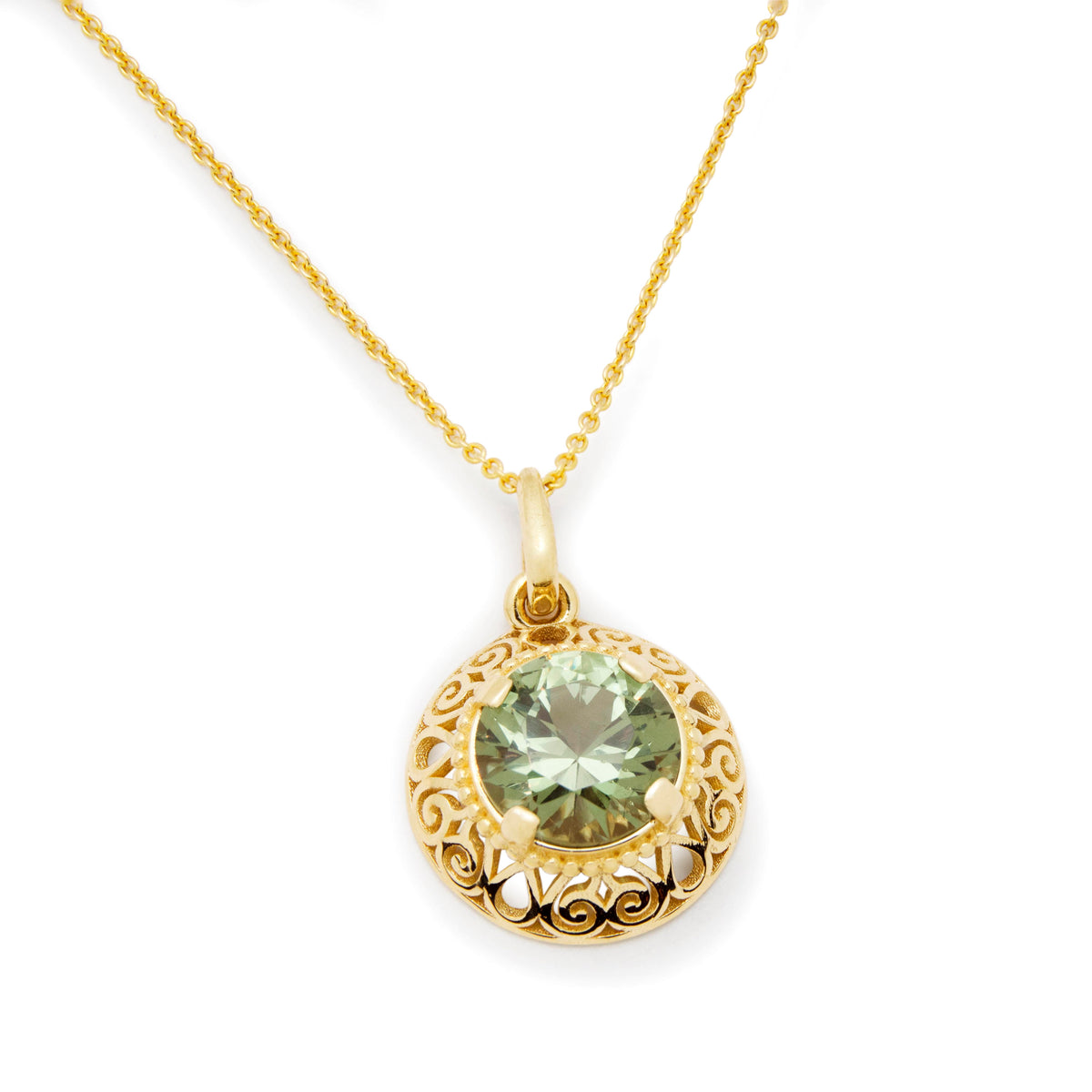 NG4791-1 Elegant Green Spinel Pendant Necklace in Yellow Gold with Intricate Filigree Detail