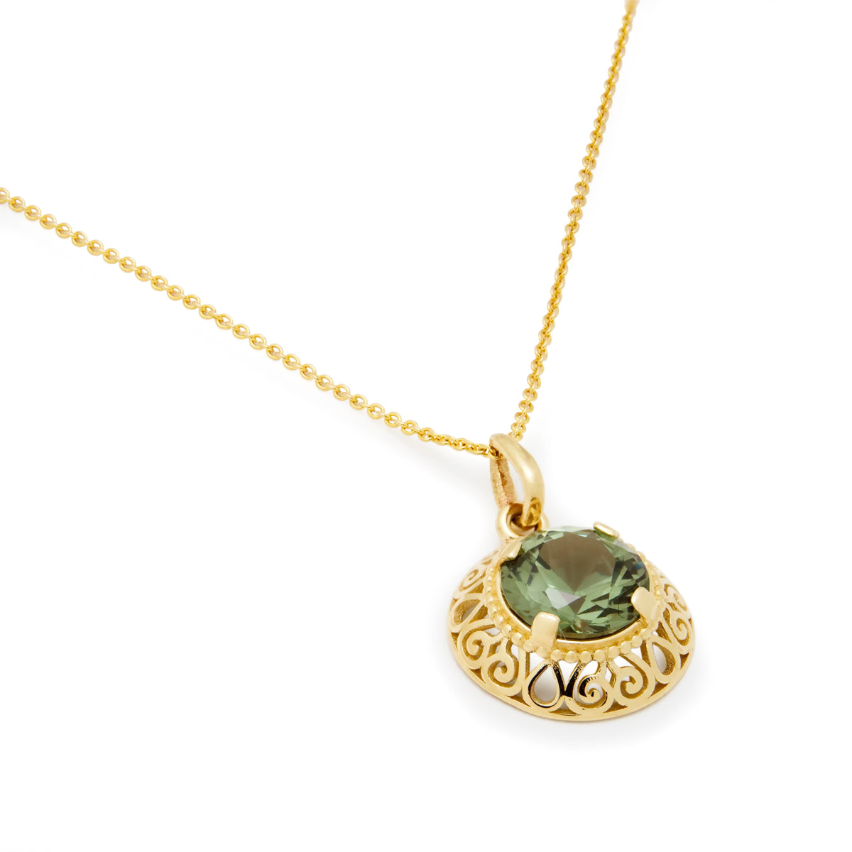 NG4791-1 Elegant Green Spinel Pendant Necklace in Yellow Gold with Intricate Filigree Detail