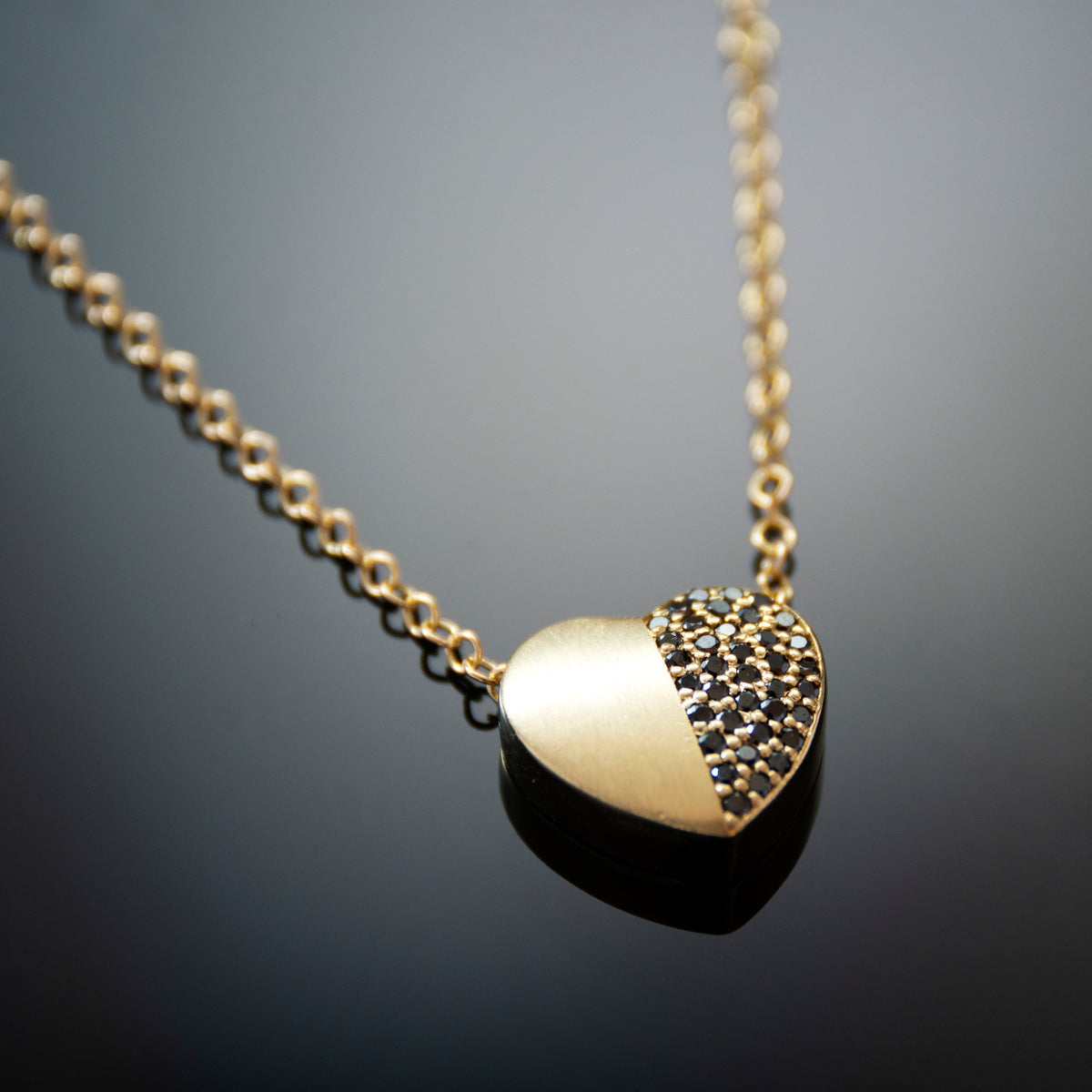 NG4799 Gold Heart Pendant Necklace with Black Diamonds