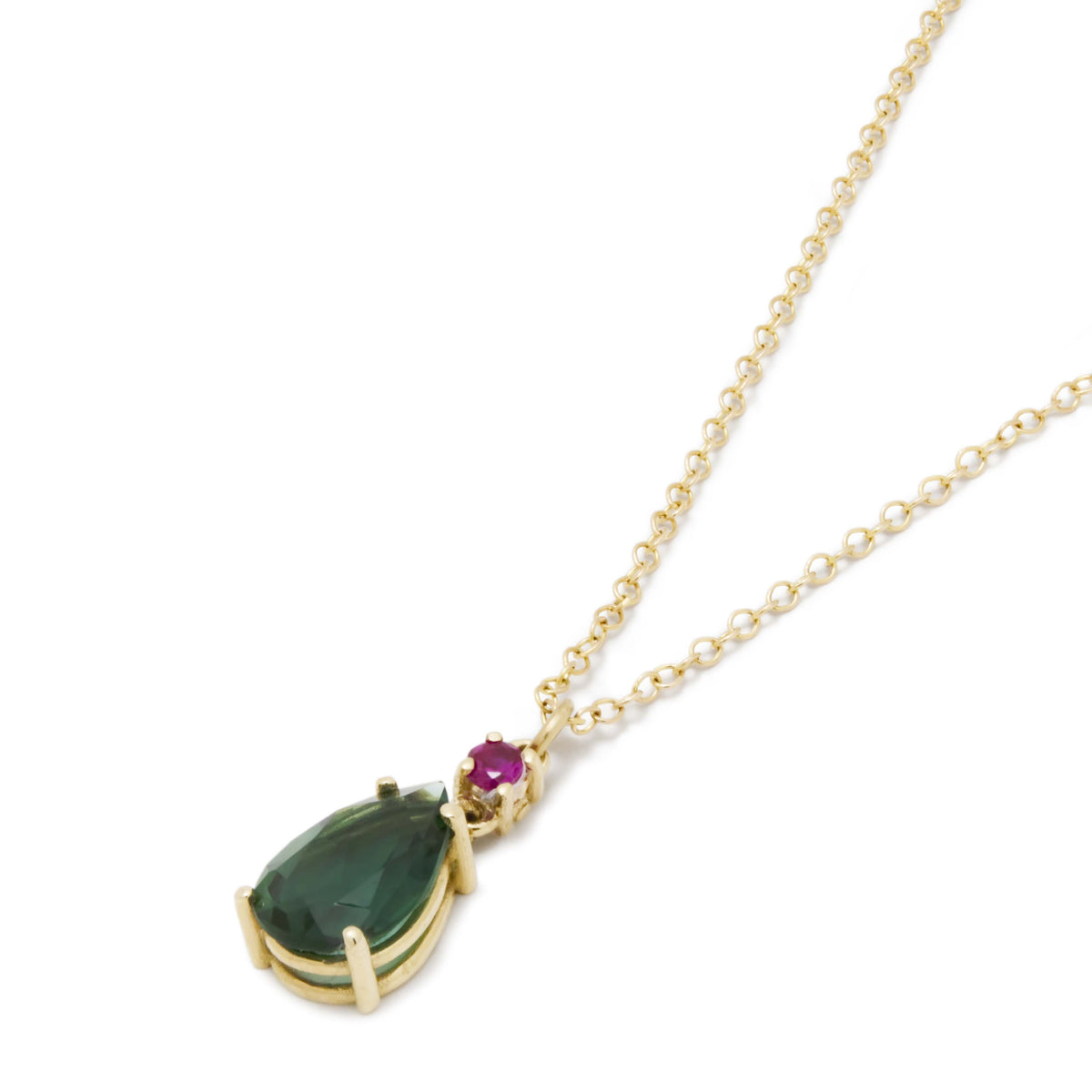 NG4805 Delicate Gold Chain Necklace With Pear-Shaped Chrome Diopside And Vibrant Ruby Accent - Elegant Gemstone Pendant Jewelry