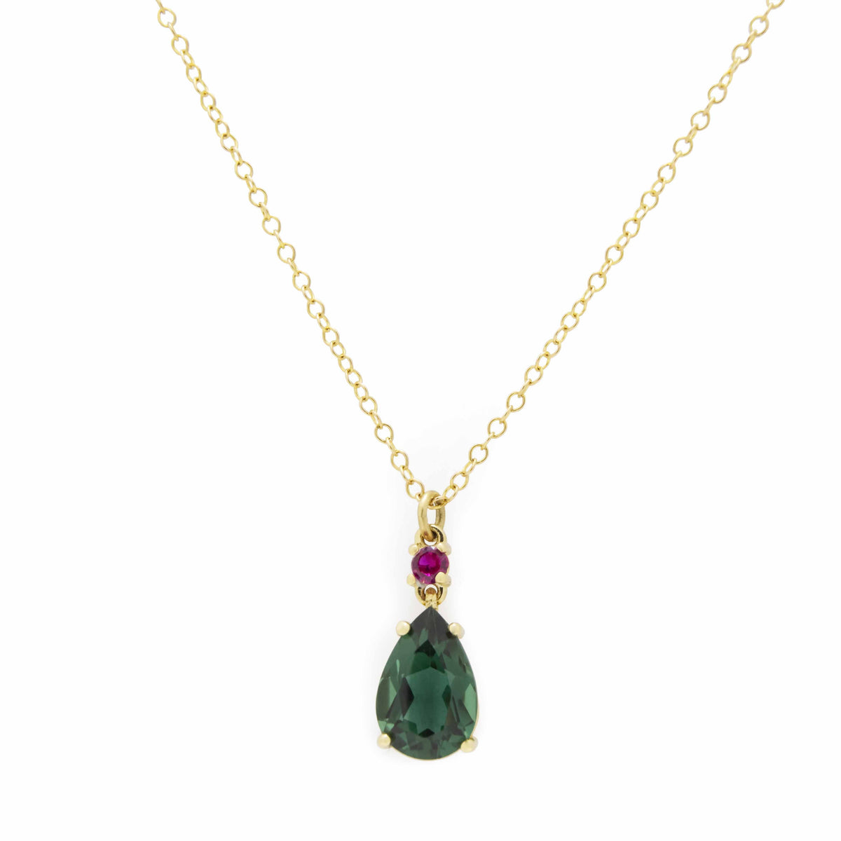 NG4805 Delicate Gold Chain Necklace With Pear-Shaped Chrome Diopside And Vibrant Ruby Accent - Elegant Gemstone Pendant Jewelry