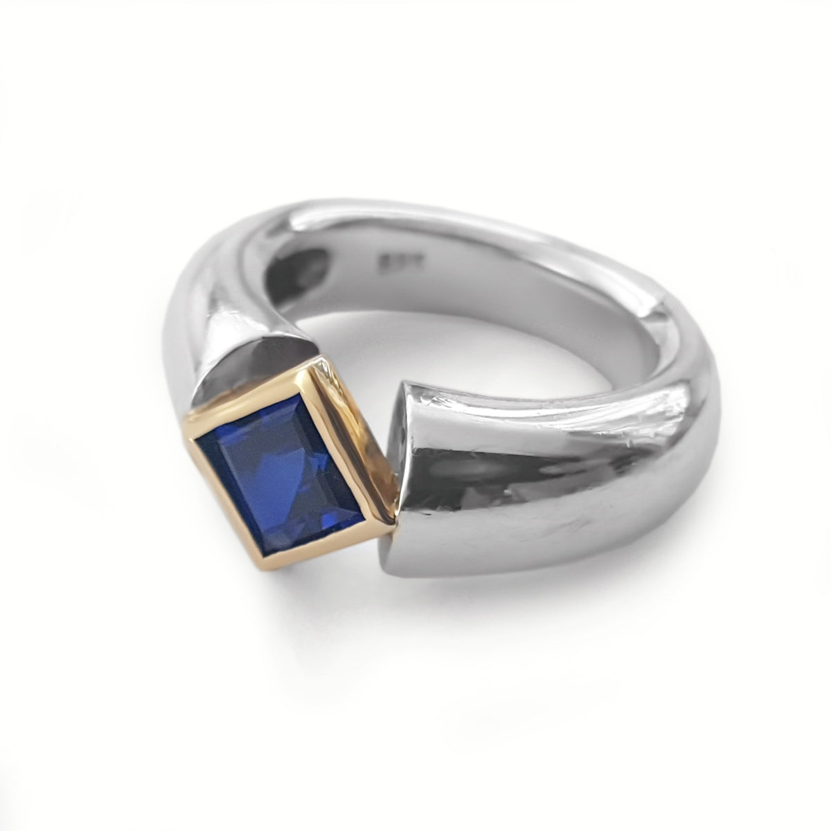 R0922C Square Sapphire on a Chunky Silver Band