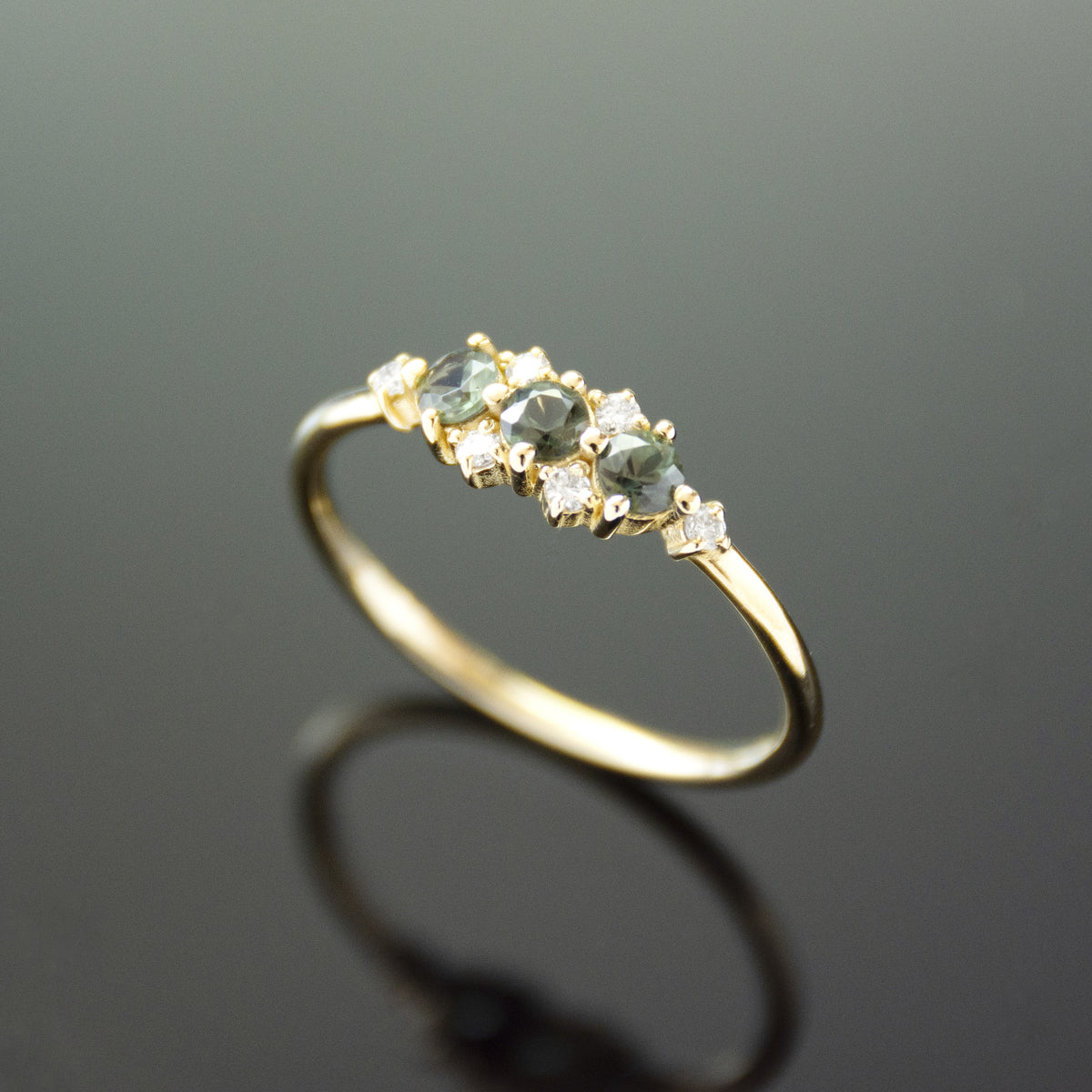 RG1940-1 Gorgeous Green Spinel And Diamond Halo Engagement Yellow Gold Ring In Chic Design