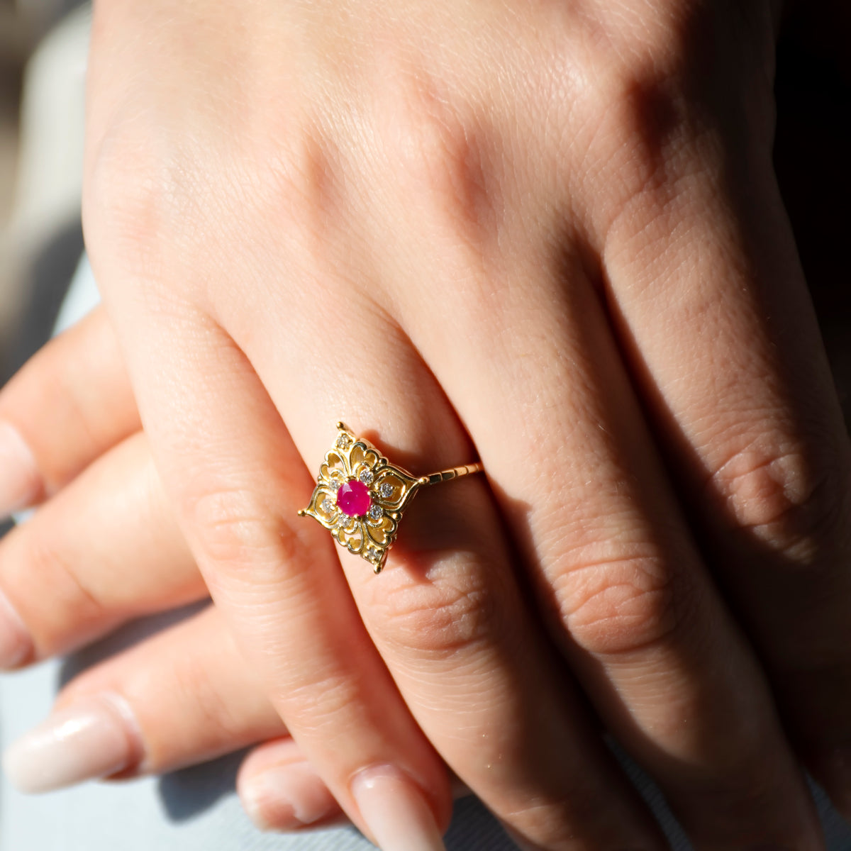 RG1945-1 Filigree Yellow Gold Ring with Ruby and Diamond Cluster, Vintage Gold Ring, Ruby and Diamonds Gold Ring