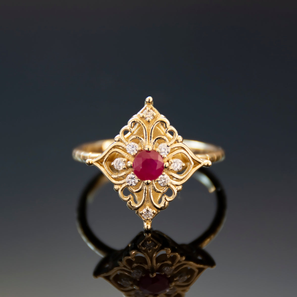 RG1945-1 Filigree Yellow Gold Ring with Ruby and Diamond Cluster, Vintage Gold Ring, Ruby and Diamonds Gold Ring