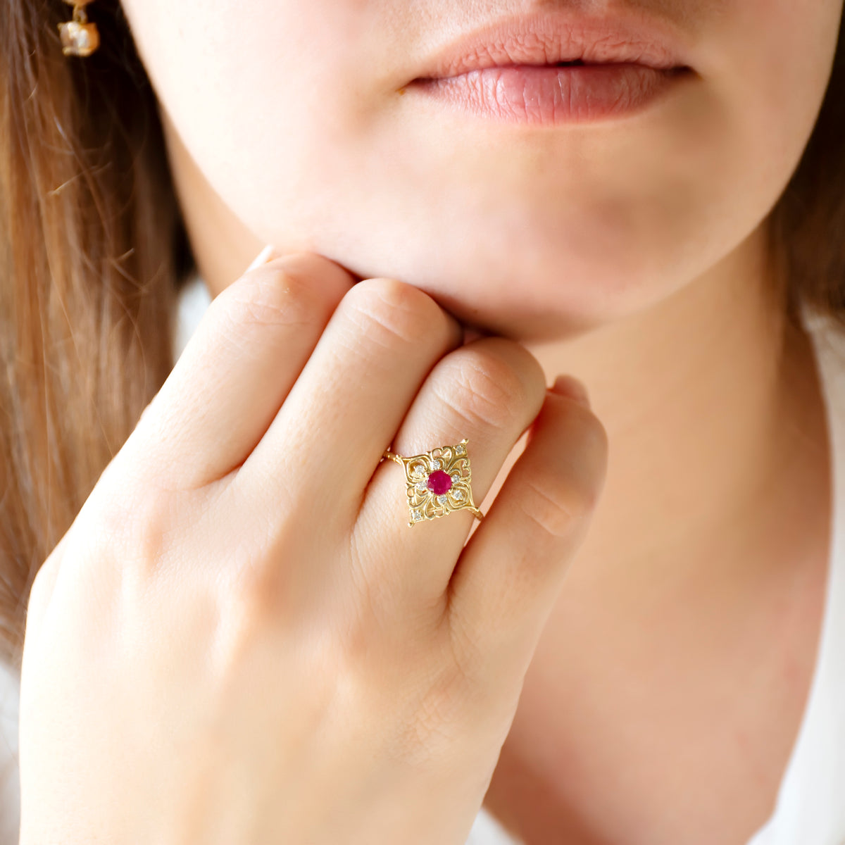 RG1945-1 Filigree Yellow Gold Ring with Ruby and Diamond Cluster, Vintage Gold Ring, Ruby and Diamonds Gold Ring