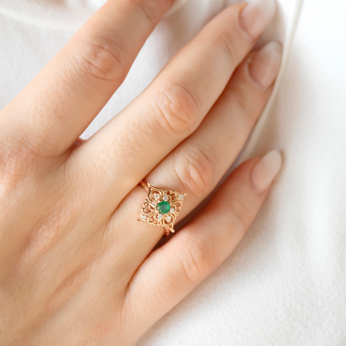 RG1945 Filigree Rose Gold Ring with Emerald and Diamond Cluster, Vintage Gold Ring, Emerald and Diamonds Gold Ring