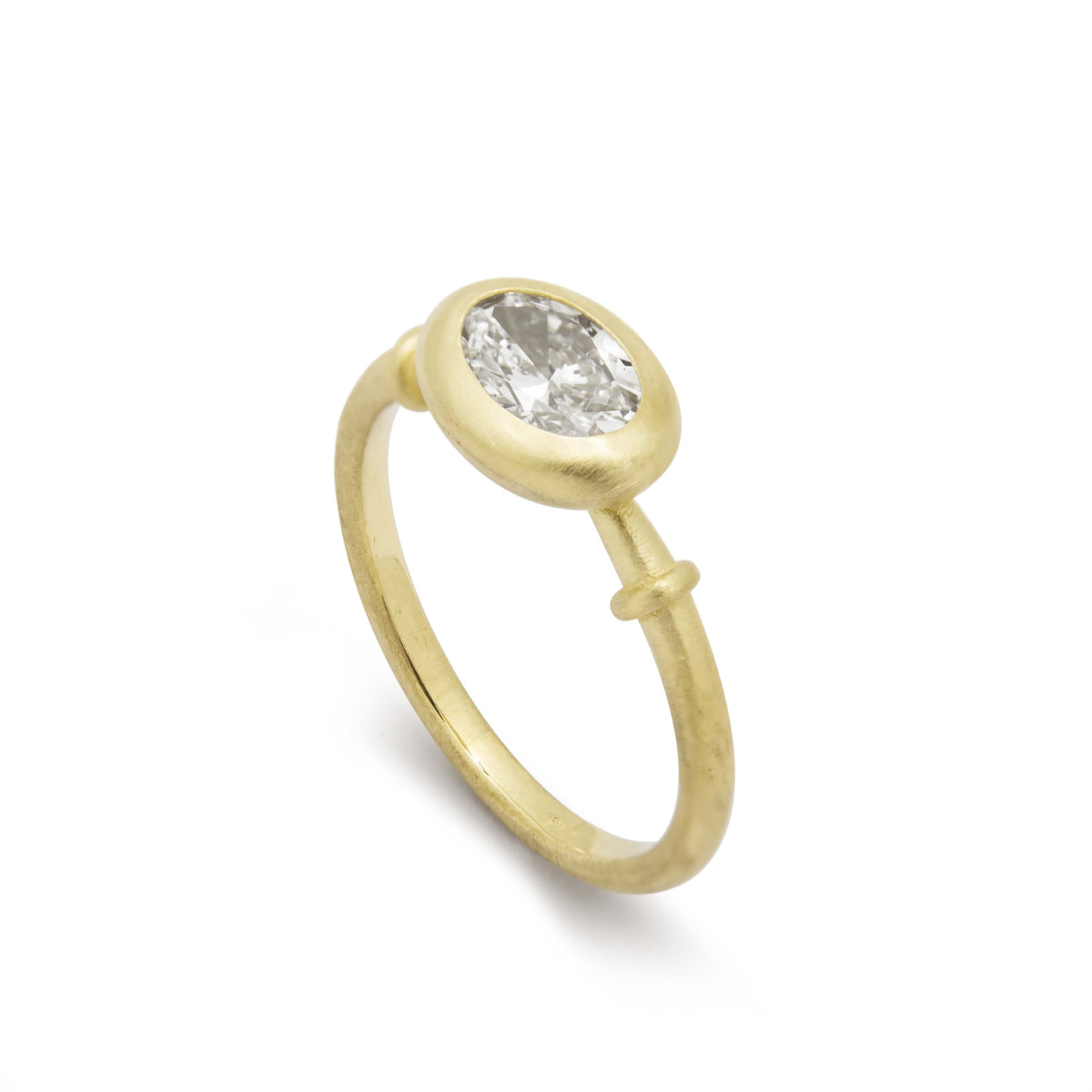RG1970 Contemporary Oval Diamond Ring