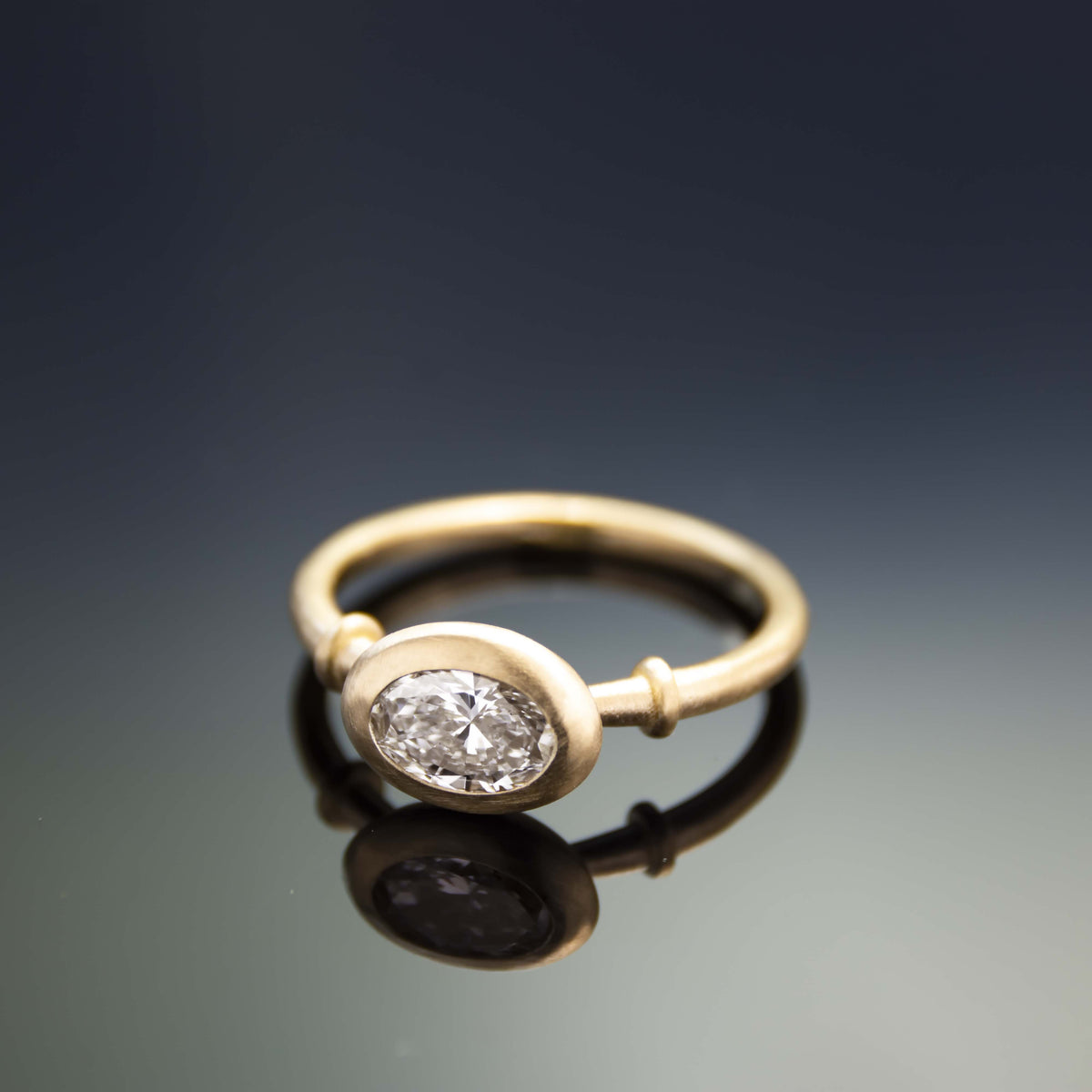 RG1970 Contemporary Oval Diamond Ring