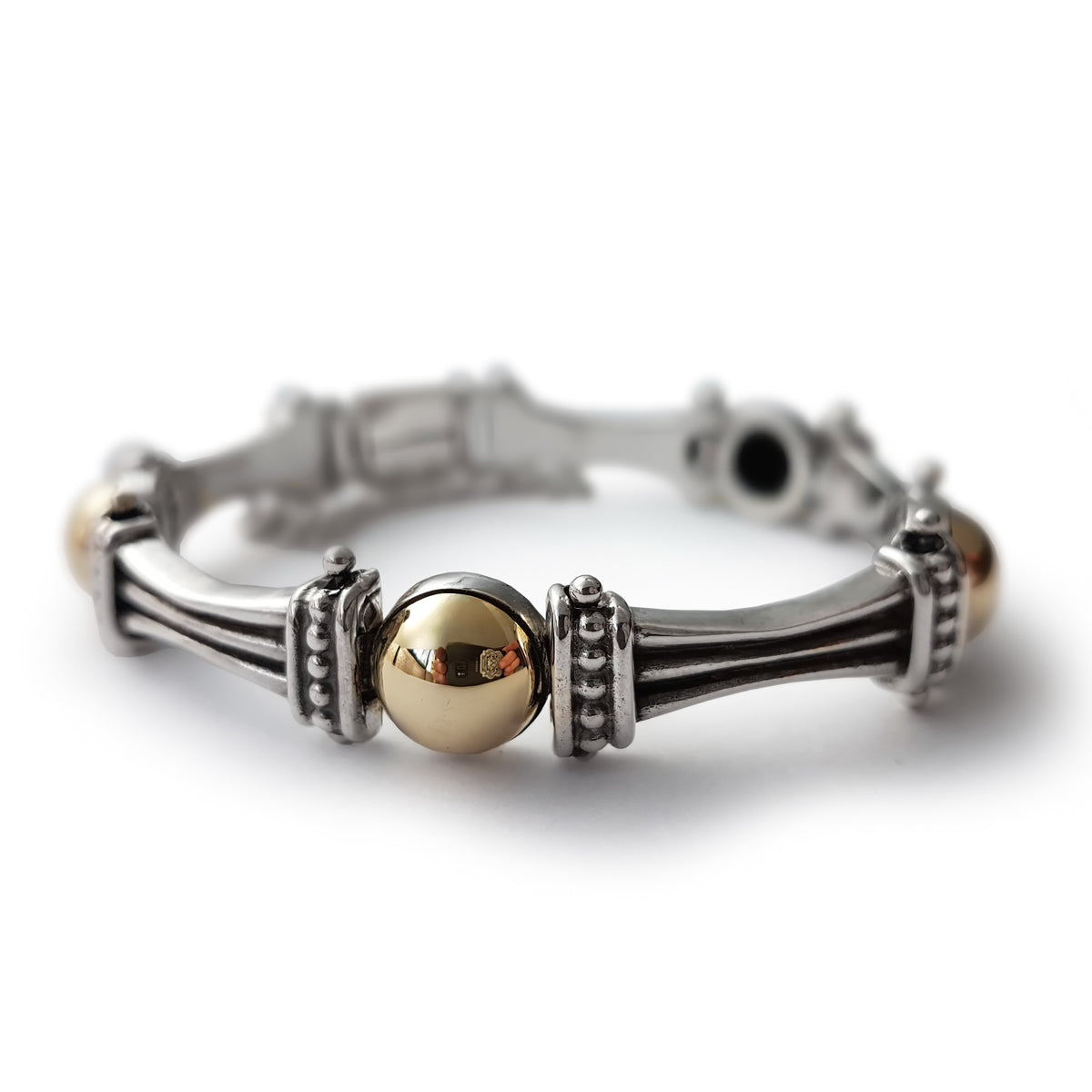 B0645GD Silver and Gold Dome bracelet