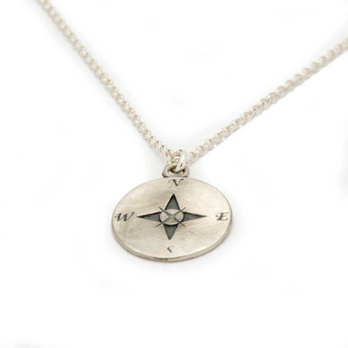 MN4081 Silver Compass necklace