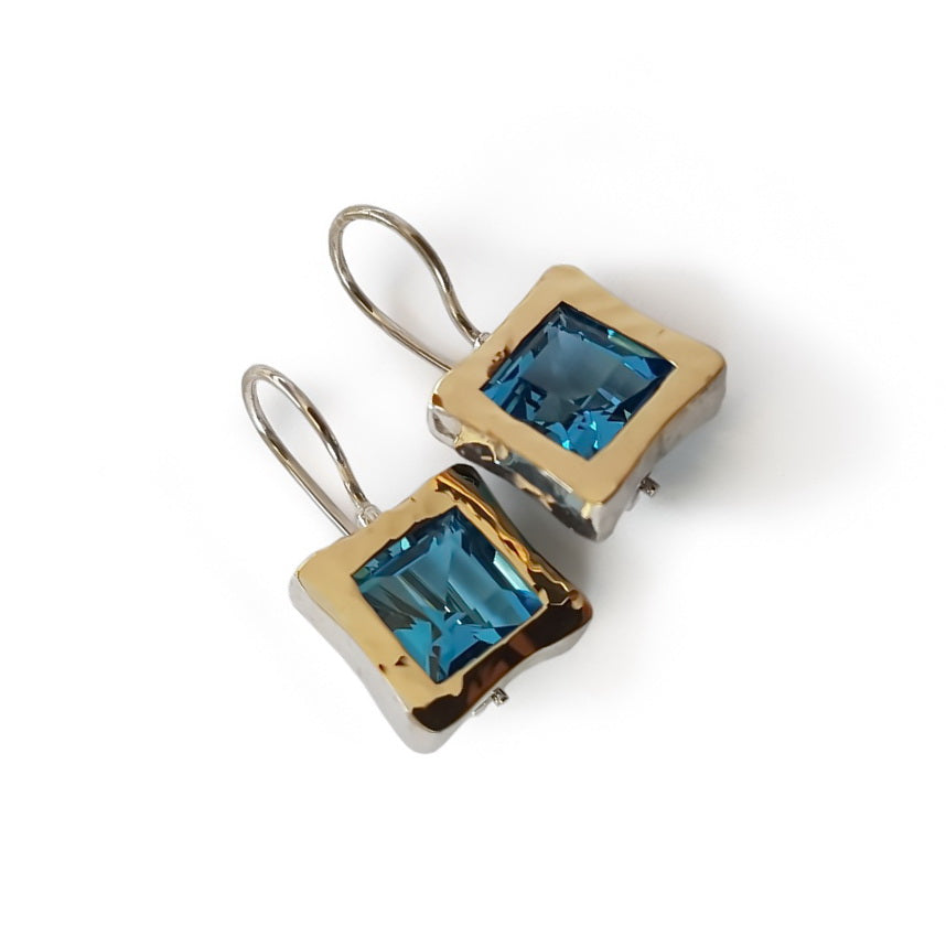 E7716 Blue Quartz Square Earrings