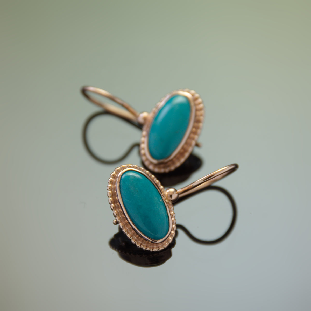 EG2218-3 Oval Gold Earrings with Turquoise