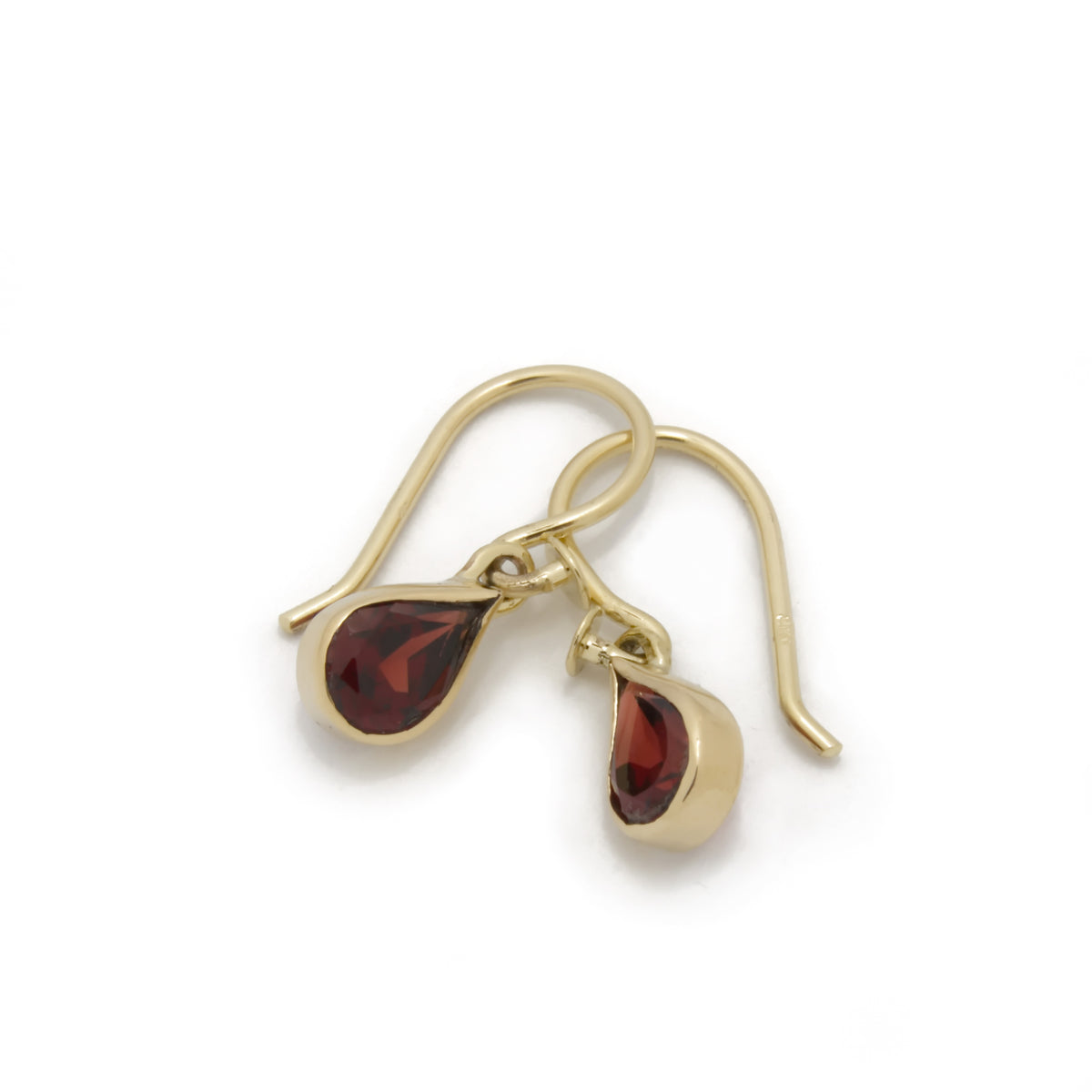 EG2231-1 Gold Teardrop dangle earrings with Garnet