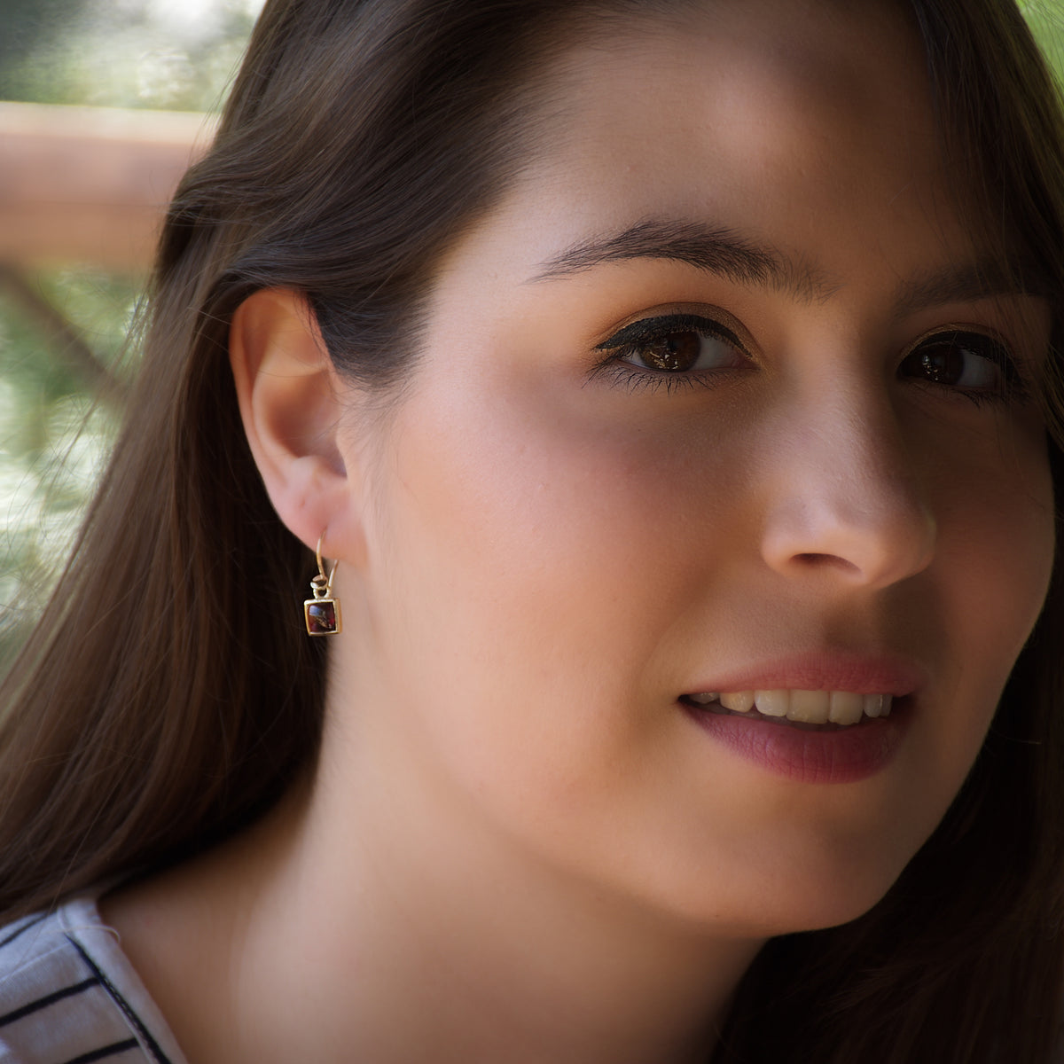 EG2235 Square Gold earrings with Red Garnet