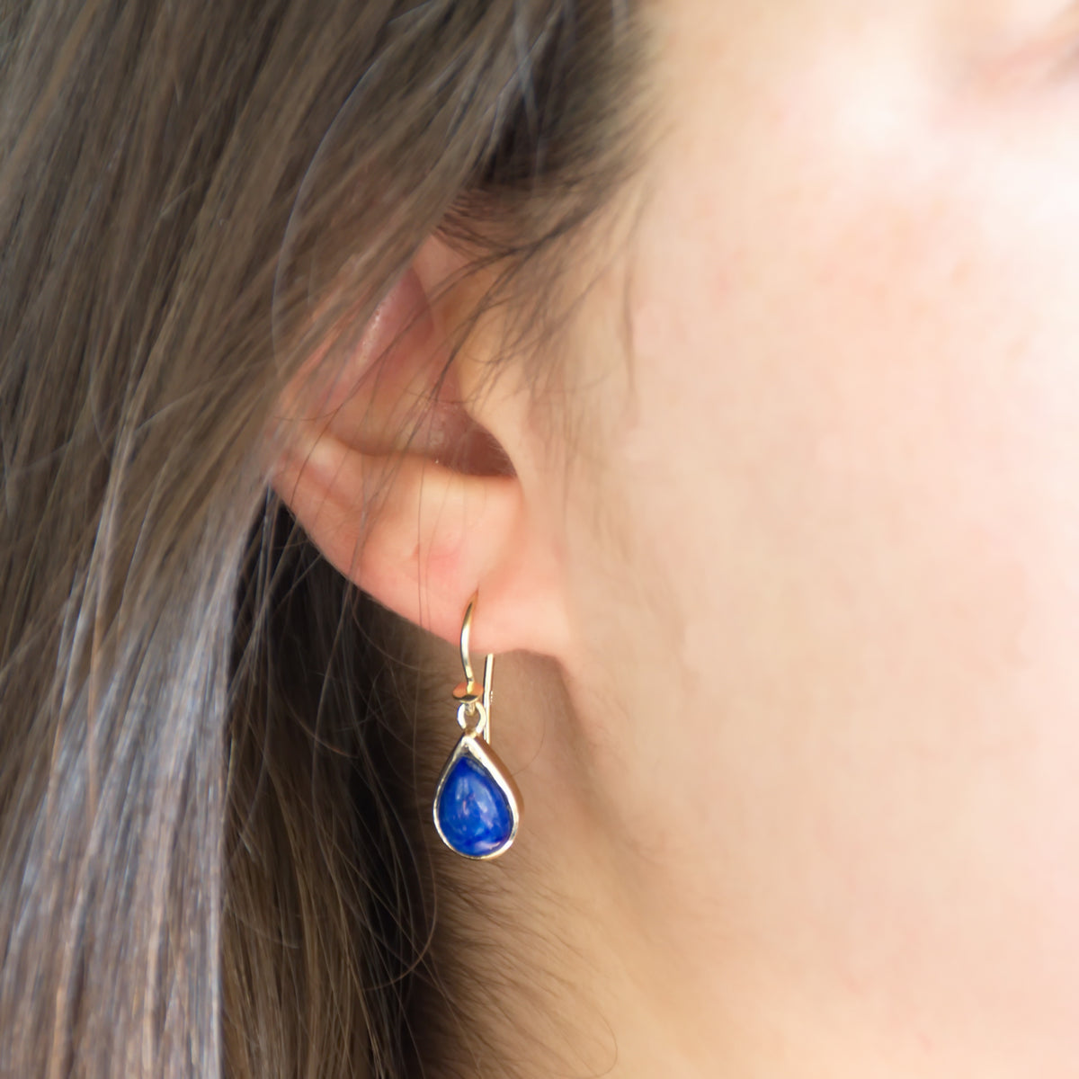 EG2240 Dangle Gold Earrings with Teardrop Lapis Lazuli