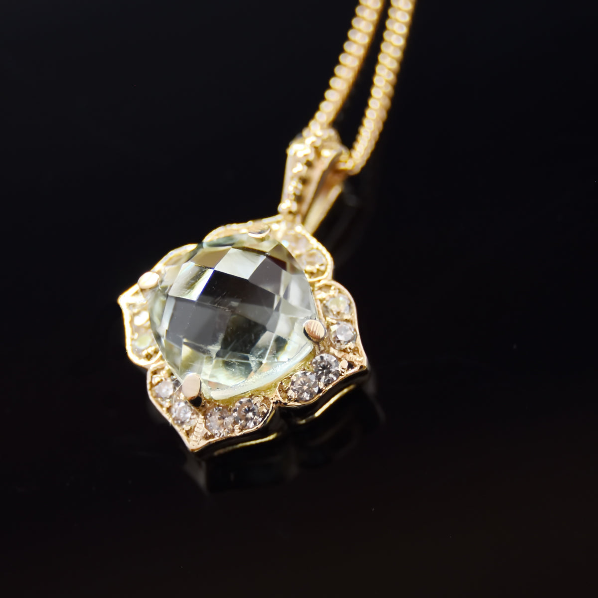 NG4758 Glamorous Gold Necklace with Green Amethyst and clear zircons