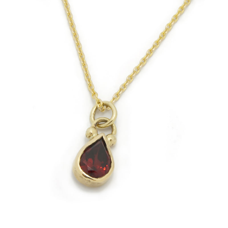 NG4768 Gold Necklace with Teardrop Garnet Pendant