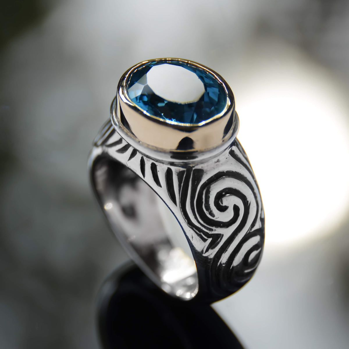 R0696 Hand Engraved two tone ring with R0969