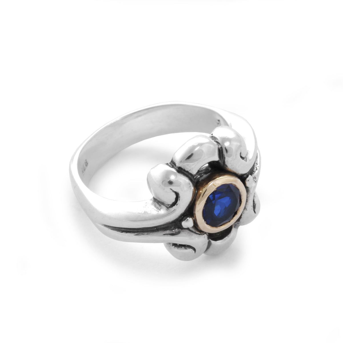 R0980 Sapphire two tone ring