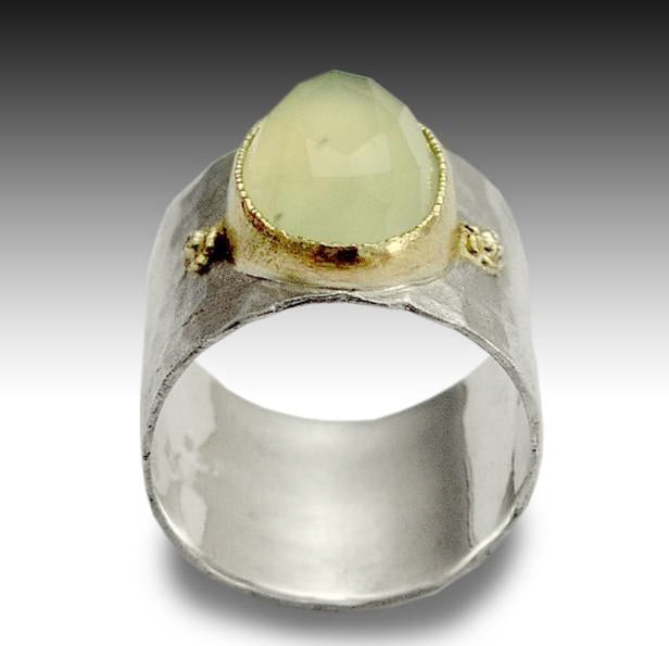 R1026P Oval Jade Bohemian ring