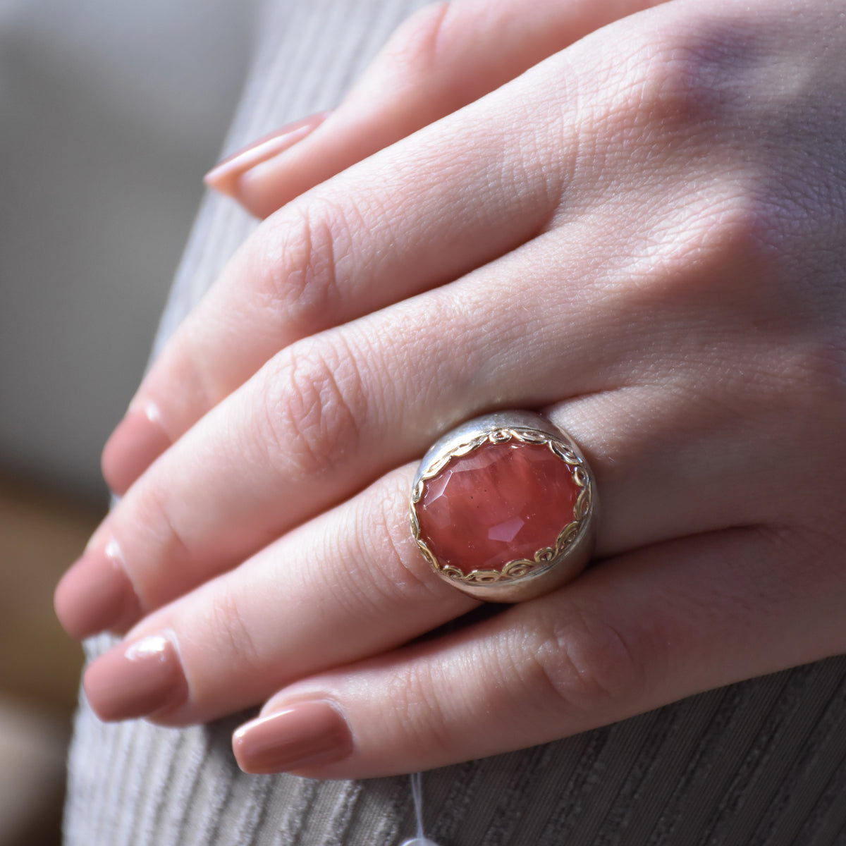 R1113H Cherry Quarts chunky ring with Gold Ornaments