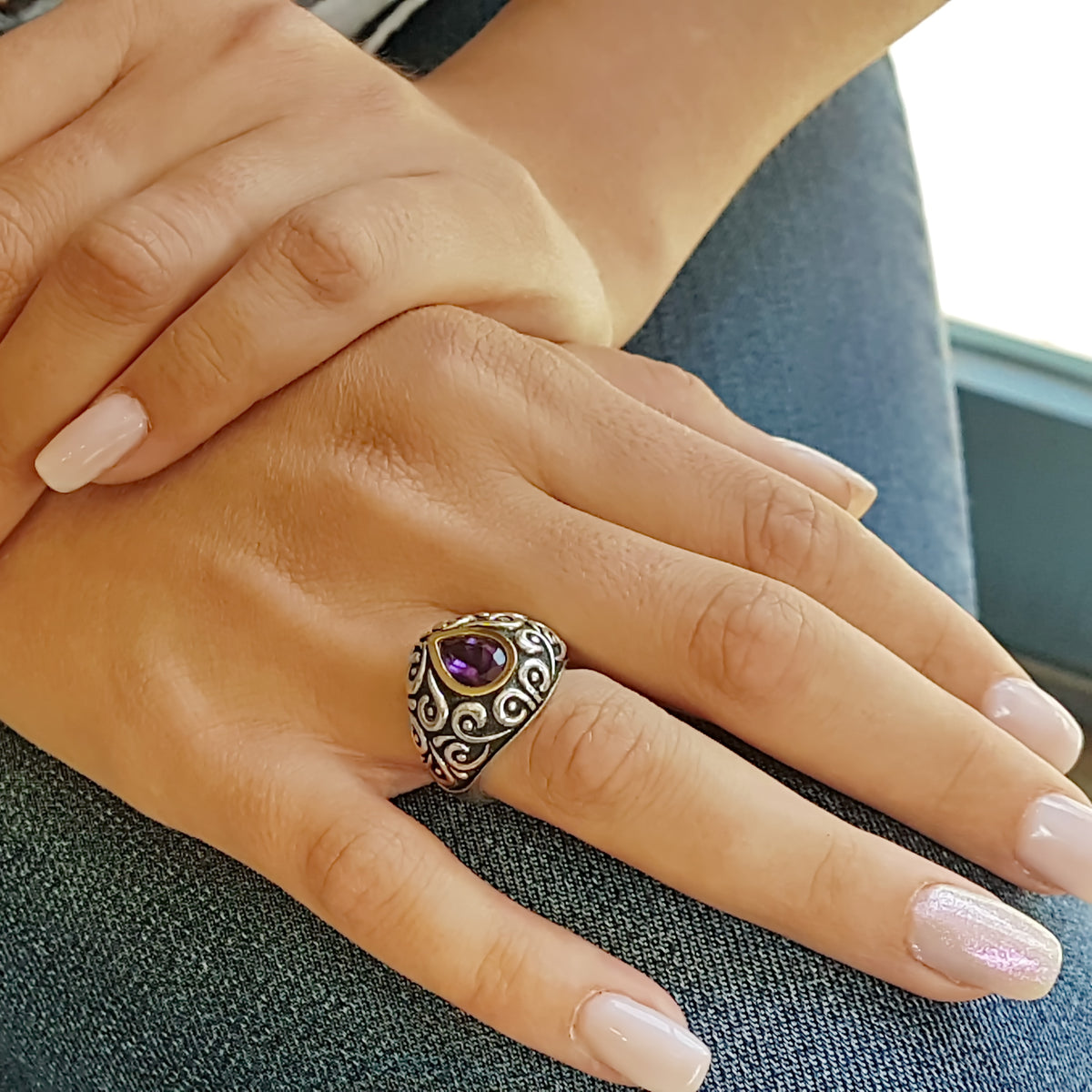 R1152 Filigree ring with Teardrop Amethyst