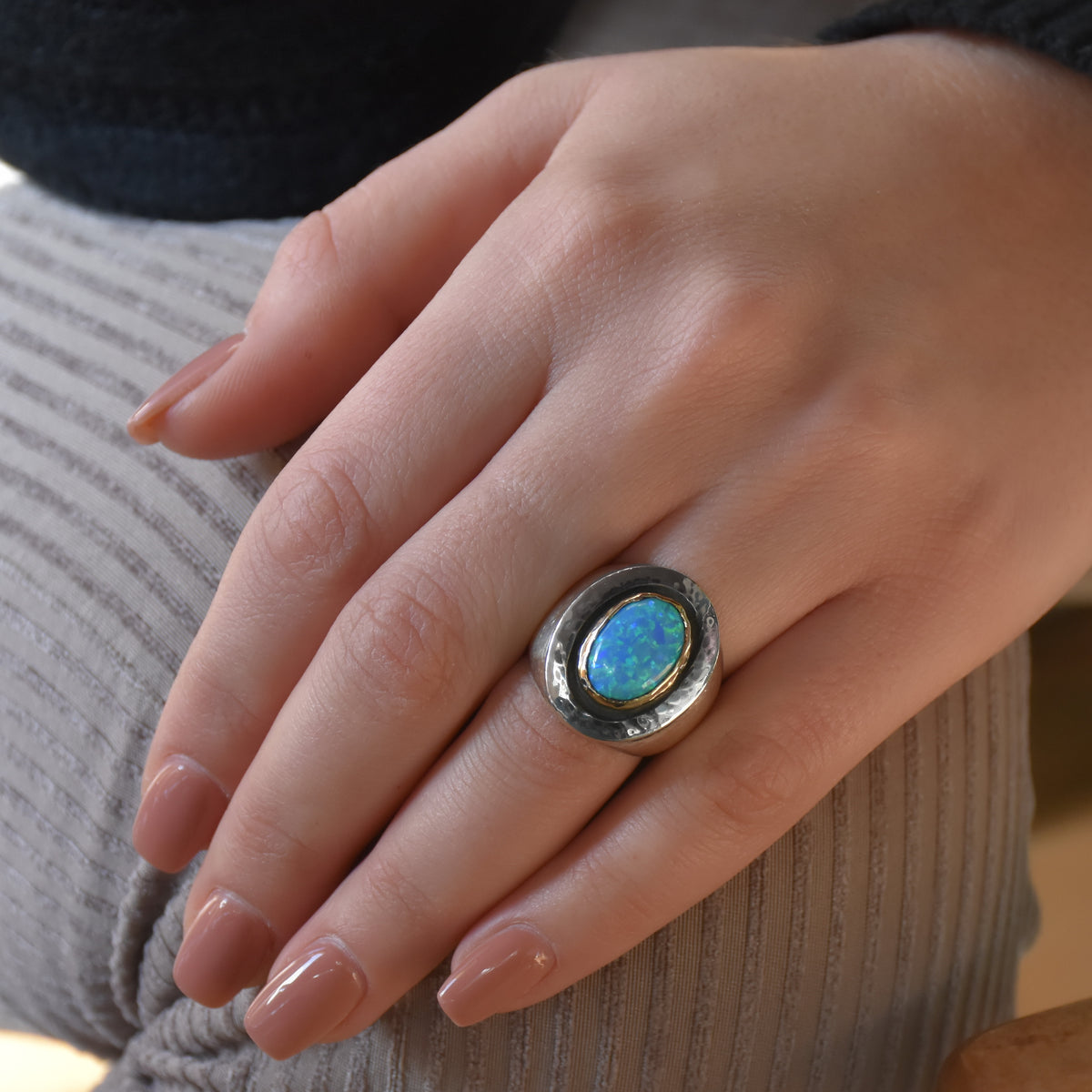 R1312C Chunky Cocktail ring with Oval Opal