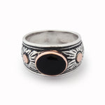 R1562 Floral two tone band with Onyx