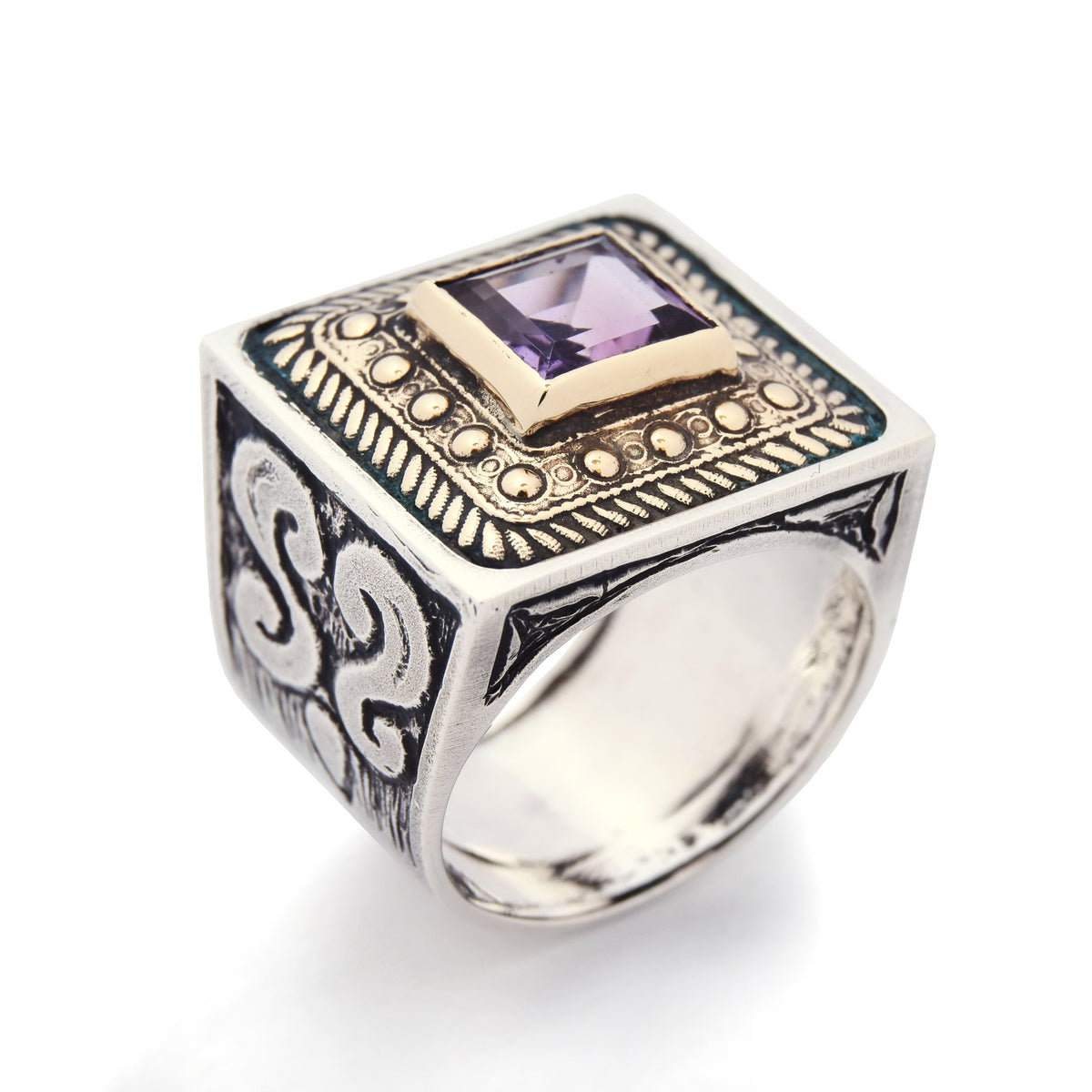 R1600X Square Ethnic ring with Amethyst