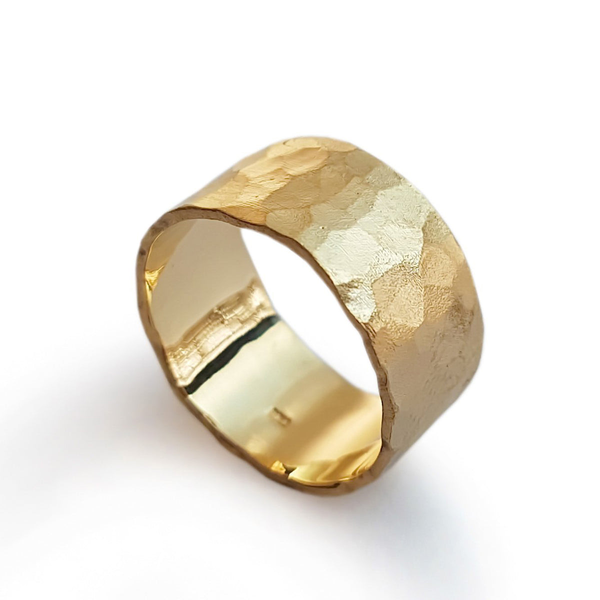 RG0976 Wide hammered gold wedding band