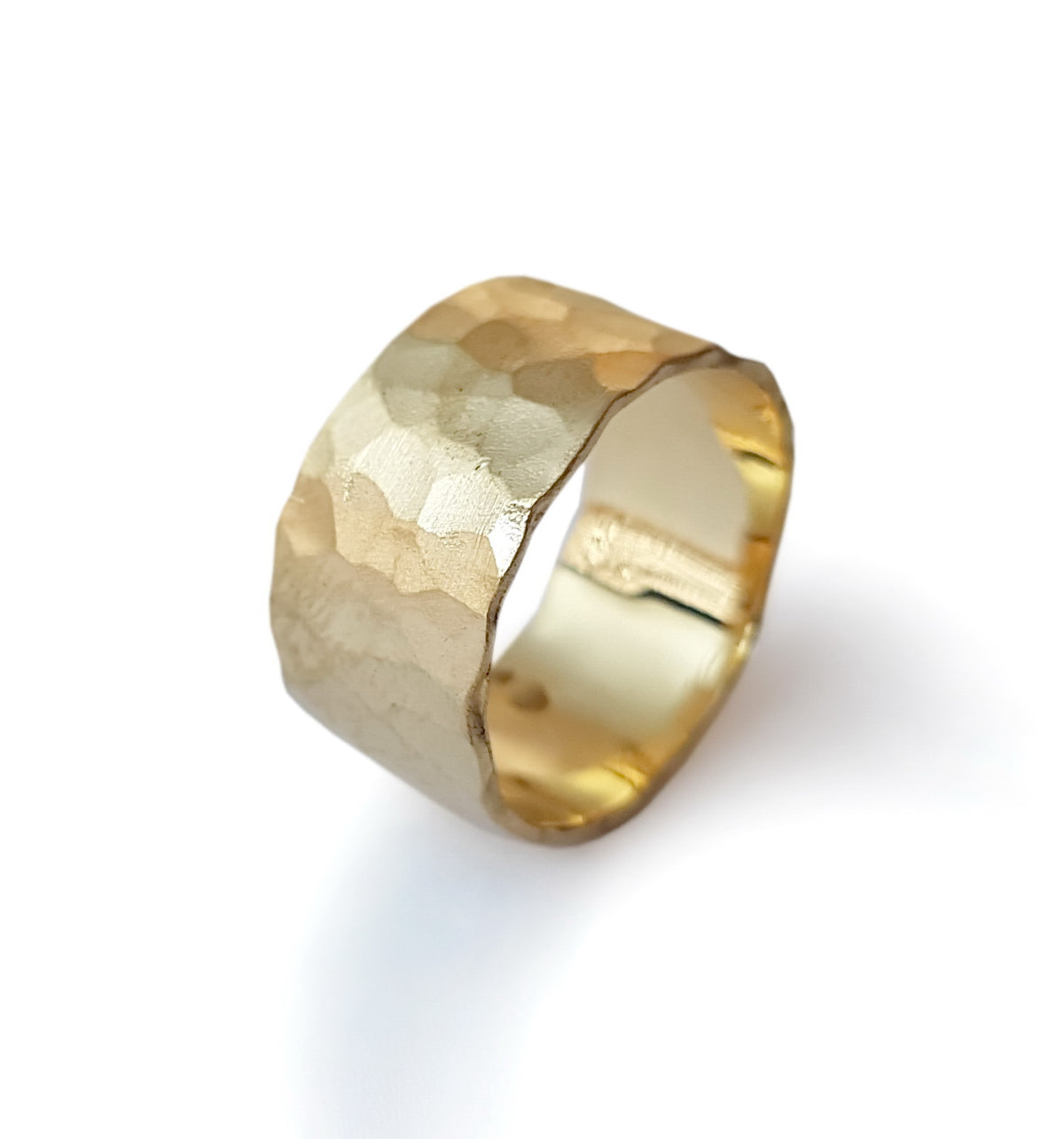 RG0976 Wide hammered gold wedding band