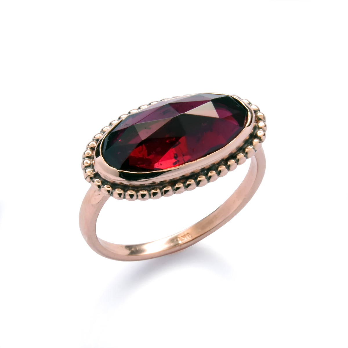 RG1810-1 Faceted Garnet vintage ring