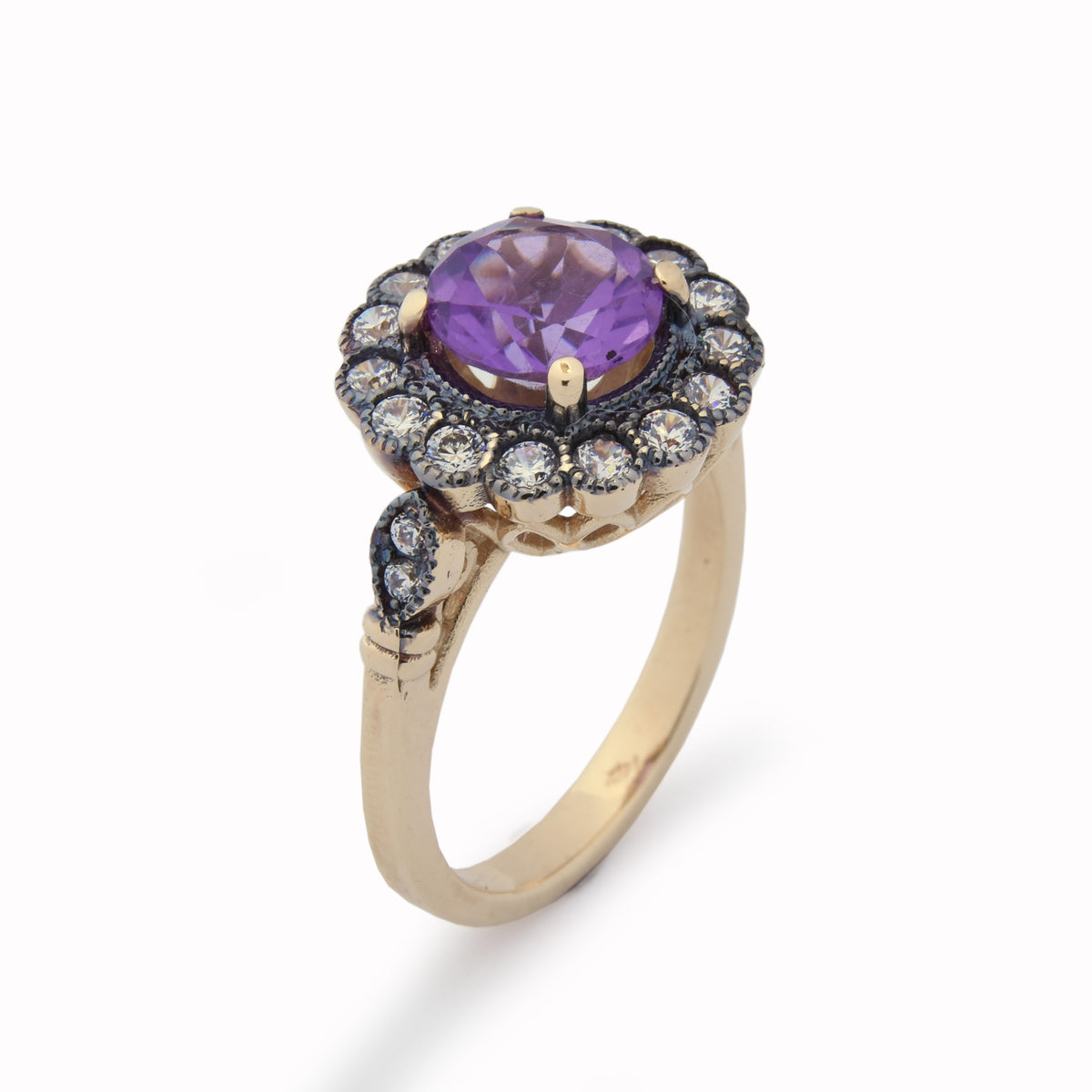 RG1812-1 Gold and Amethyst Victorian ring