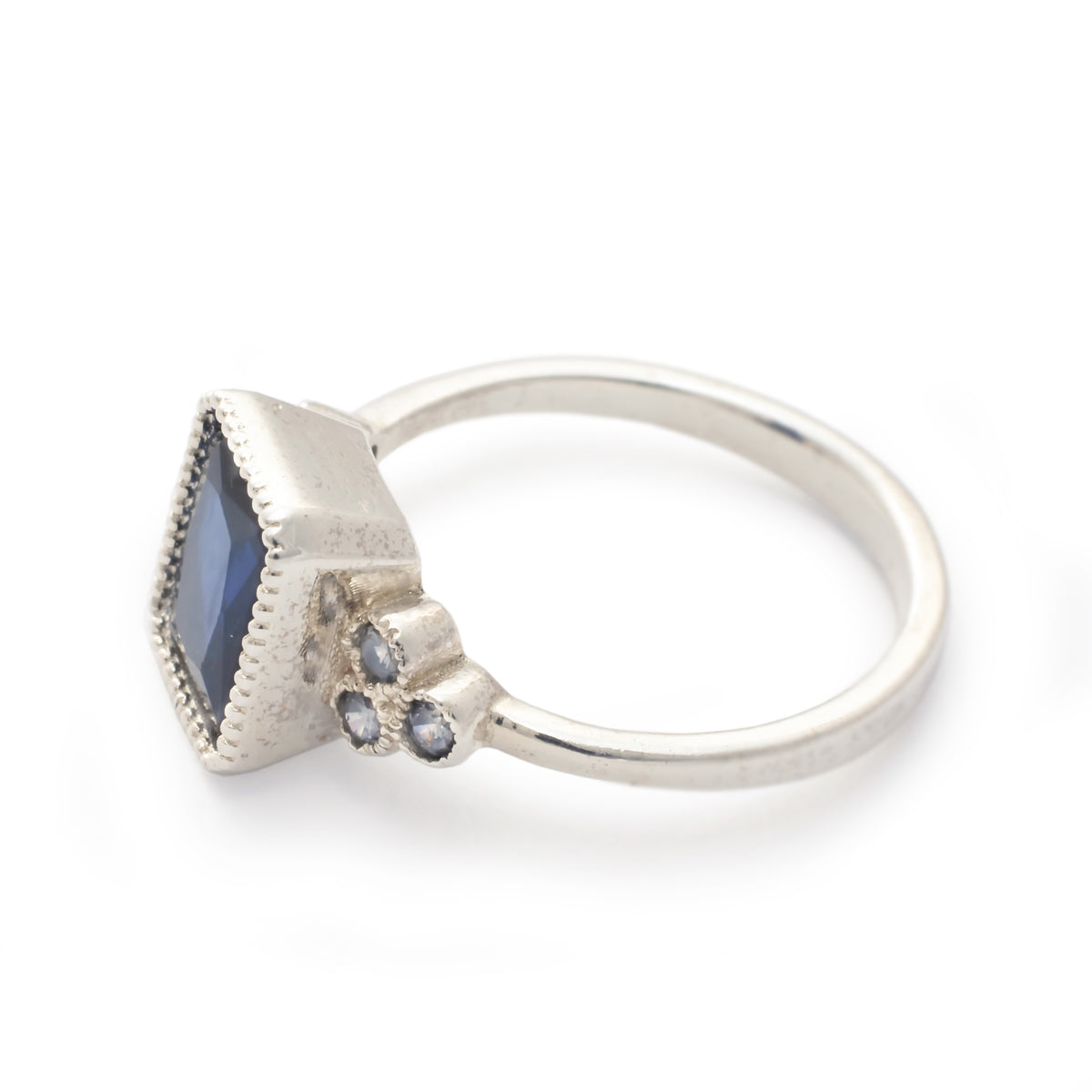 RG1833-1 Square Sapphire and White Gold ring