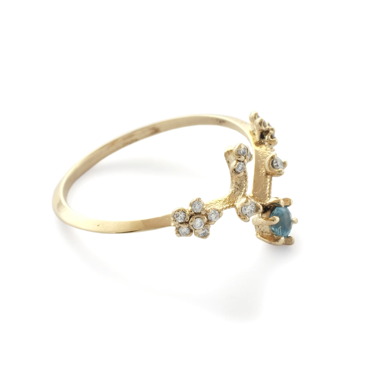 RG1844 Diamonds and Blue Topaz gold ring