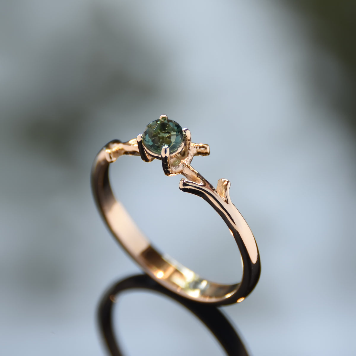 RG1848 Woodland Green Spinel gold ring