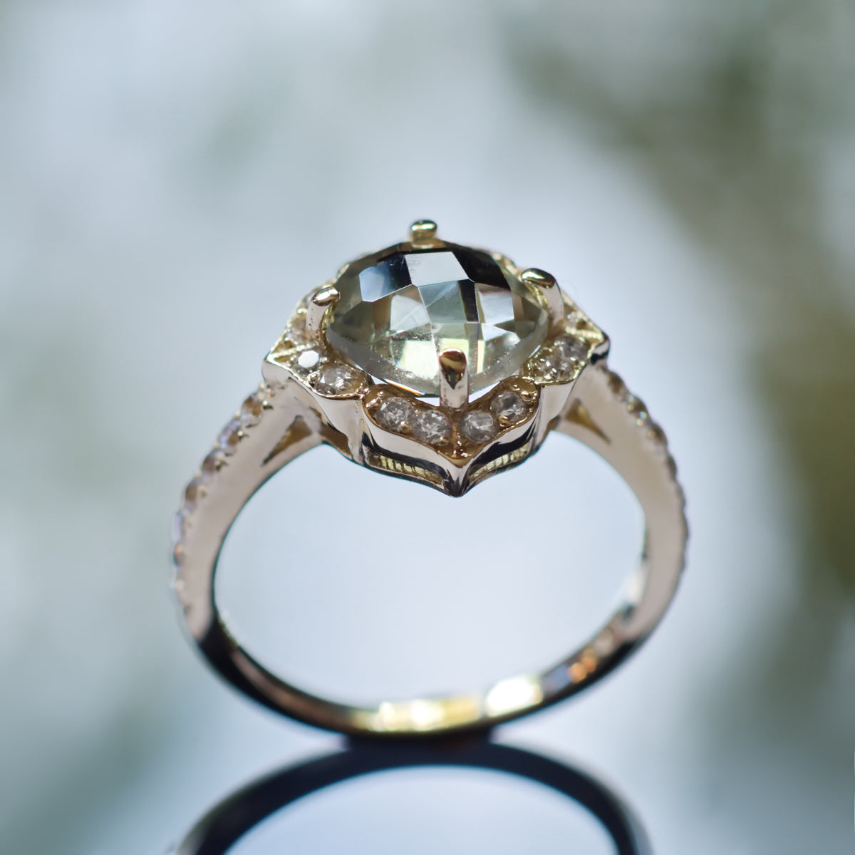 RG1855 Gold and Green Amethyst Flower ring