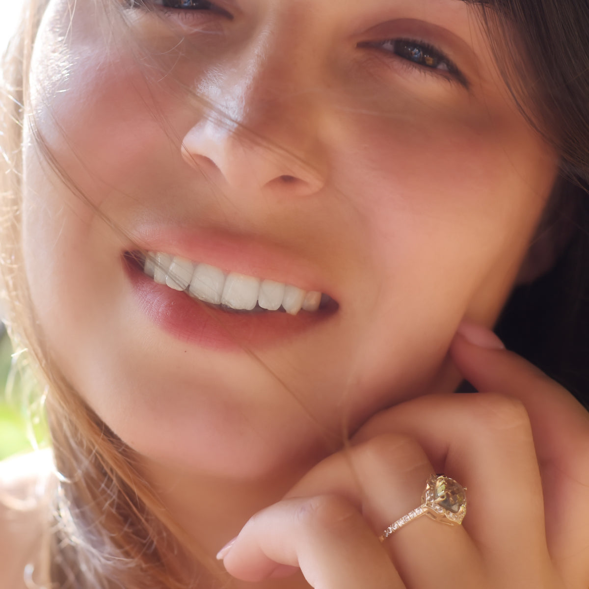 RG1855 Gold and Green Amethyst Flower ring