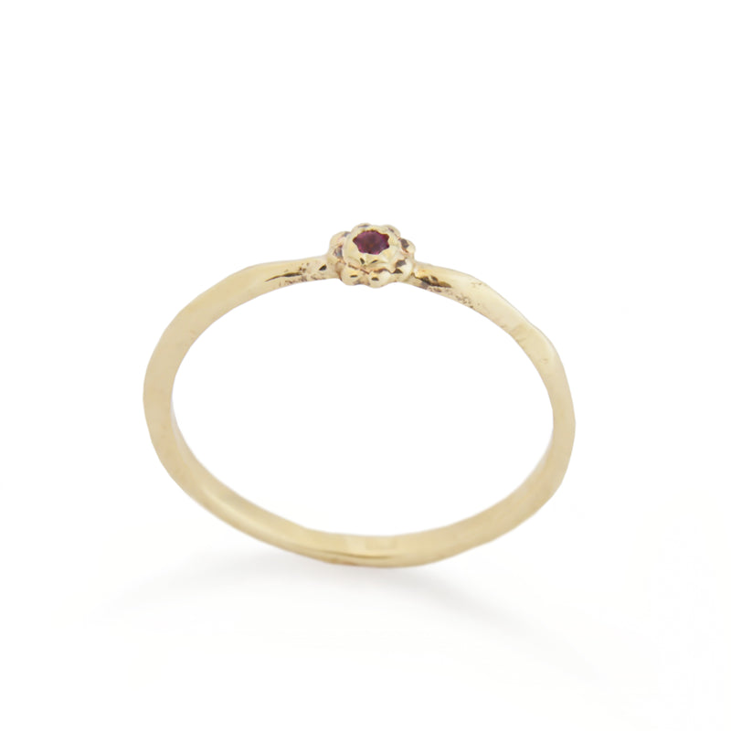 RG1860-Set of 3 gold rings with Garnet, Topaz and Sapphire