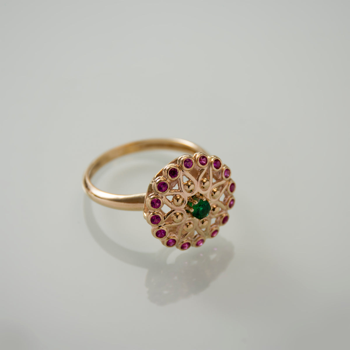 RG1883 Gold Estate Ring with Ruby and Emerald