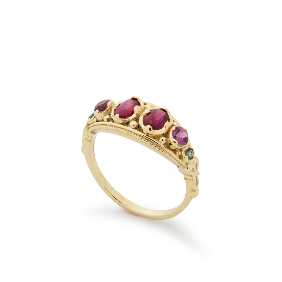 RG1884 Victorian Ring with Red Gemstones