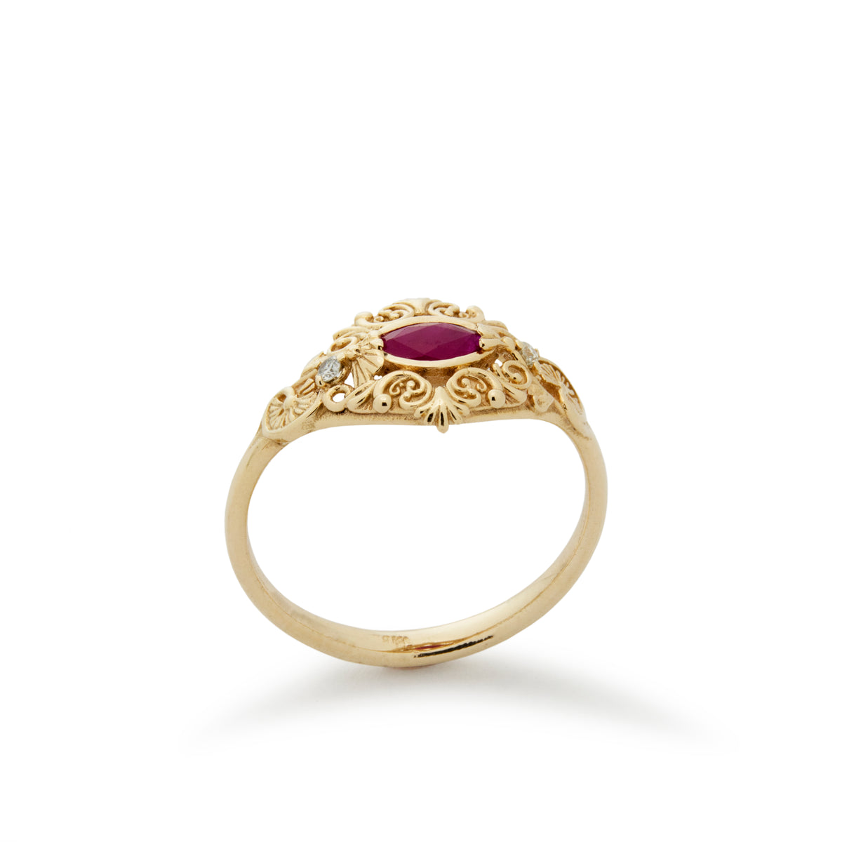 RG1885 Victorian Ring with Ruby and Diamonds